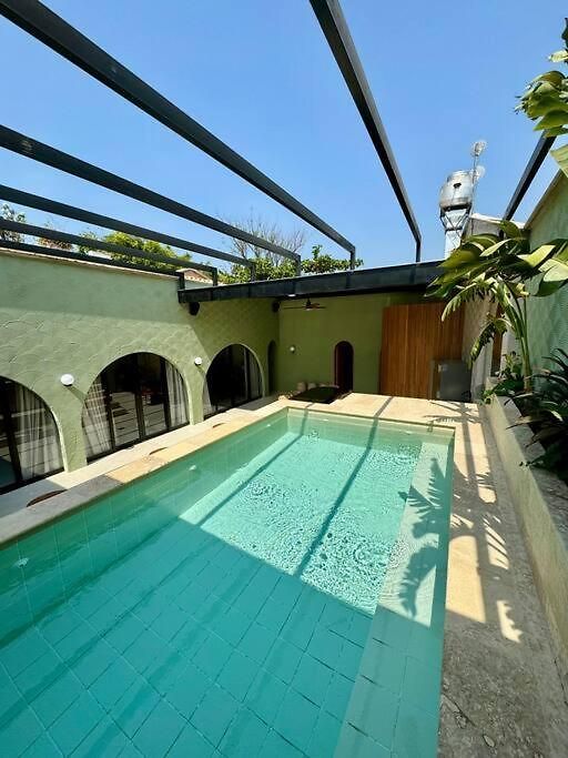 Holiday home Amazing Luxury House Castalia 6br