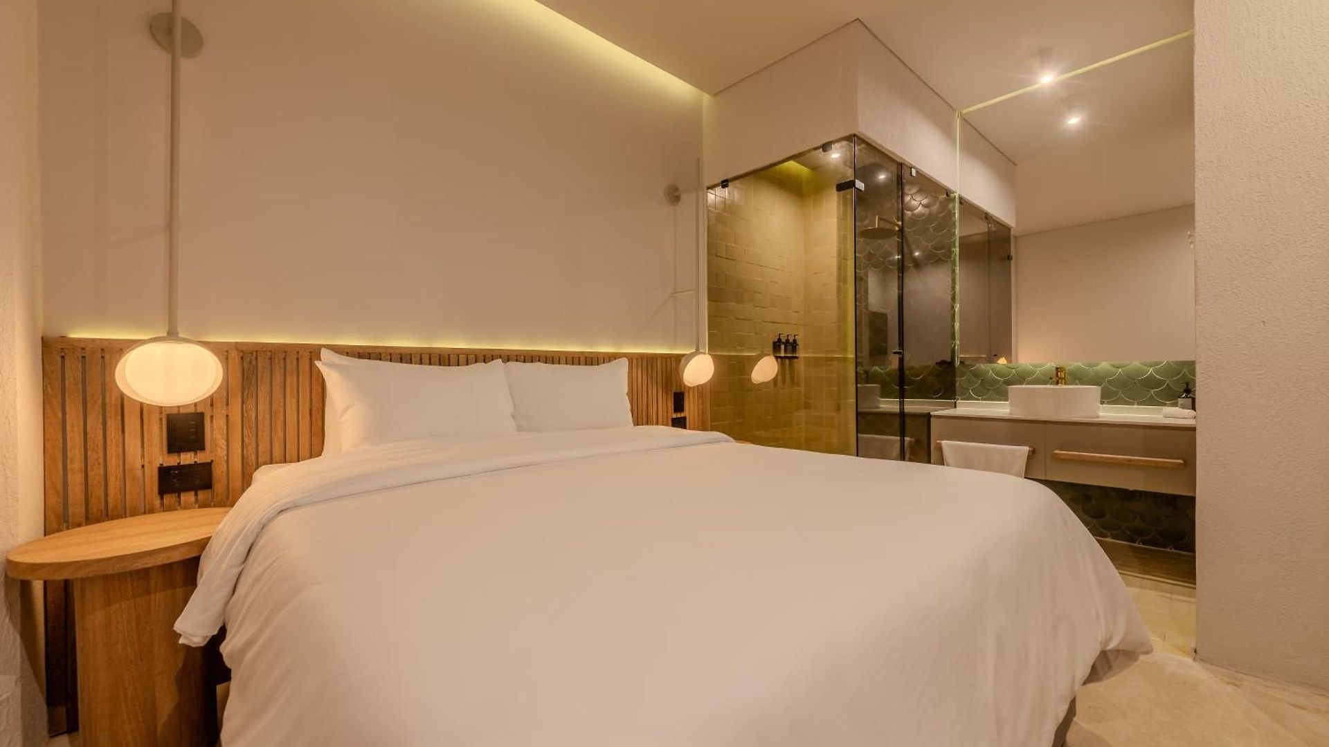 Amazing Luxury House Castalia 6br