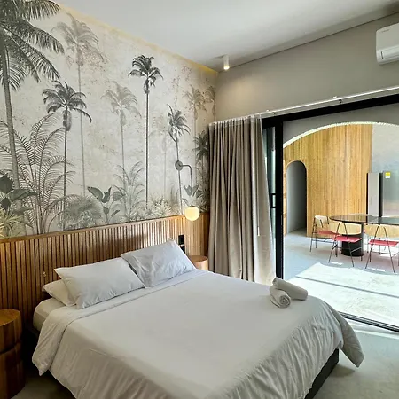 Holiday home Amazing Luxury House Castalia 6br