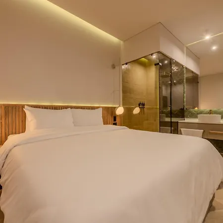 Amazing Luxury House Castalia 6br