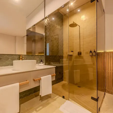 Amazing Luxury House Castalia 6br